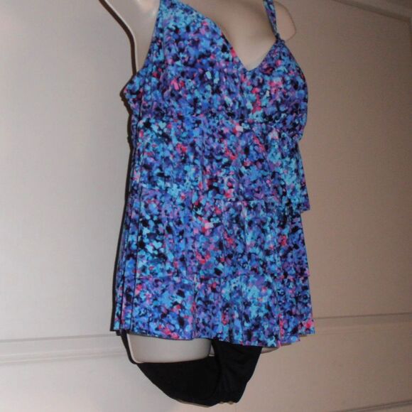 BAL Harbour Swim Blue Floral Tiered One Piece Swimsuit – Size 18 - Picture 4 of 6